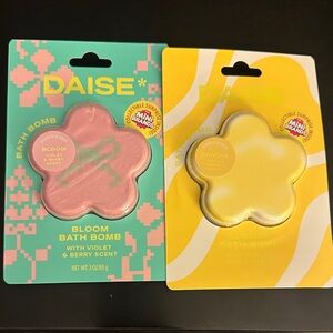 Bloom & Sundae Flower Bath Bomb Duo - Pink & Yellow